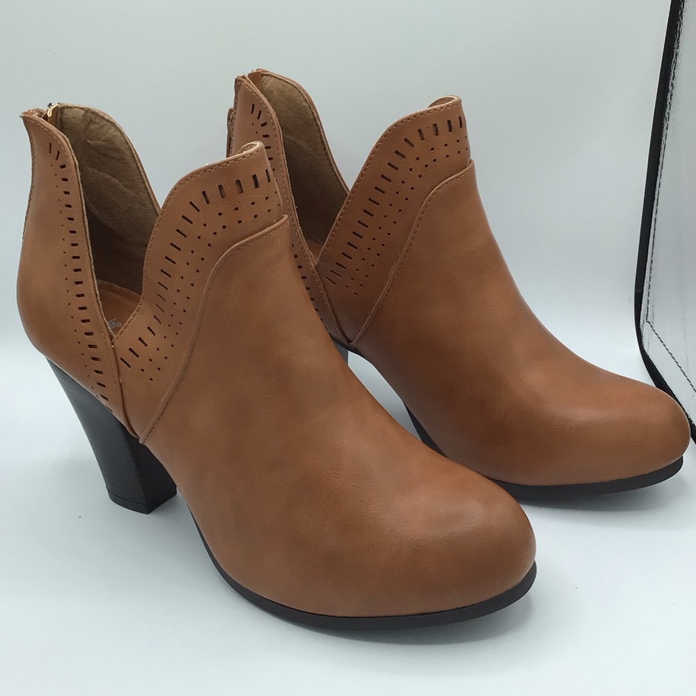 Tall Ball-Band KYLA-148 booties